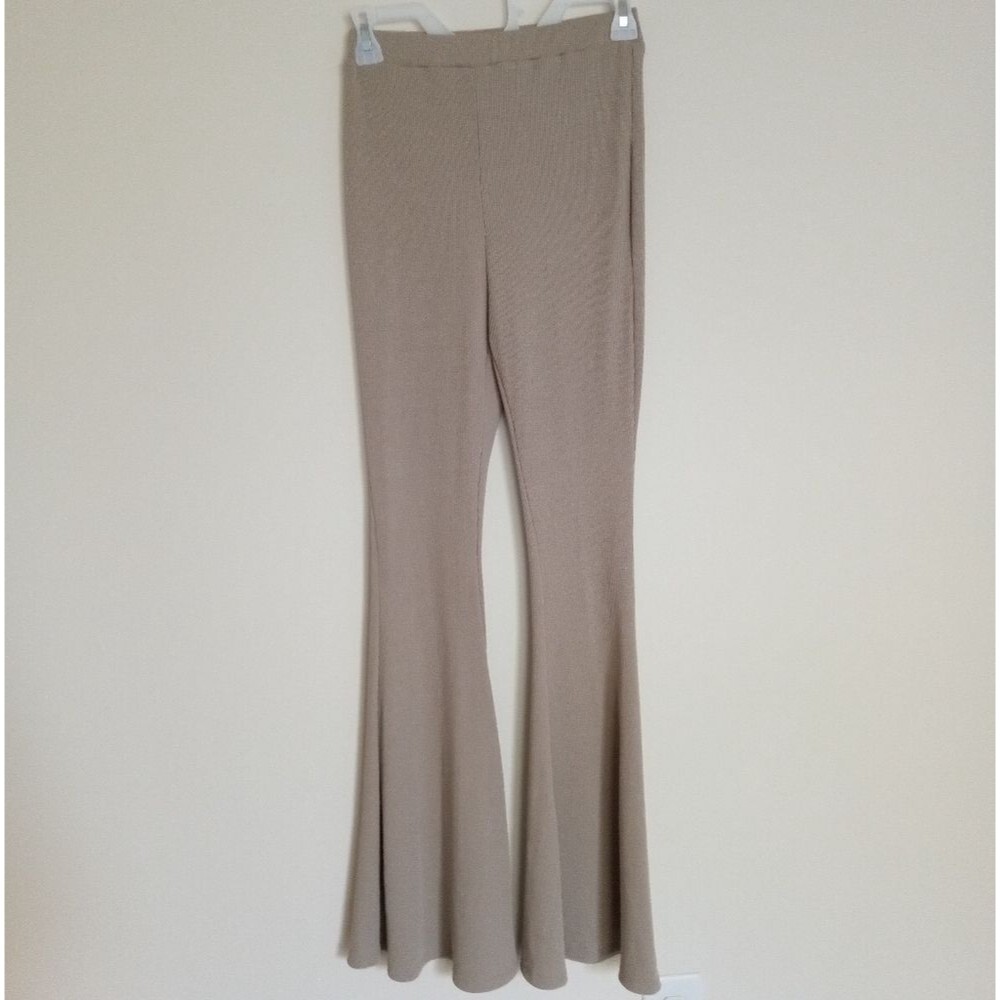 Princess Polly Women's Rita Roberts Knit Flare Pant Bootcut Ribbed Tan Size XS 2 - Picture 3 of 7